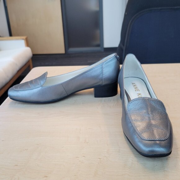 Anne Klein Silver Flats - Picture 2 of 8